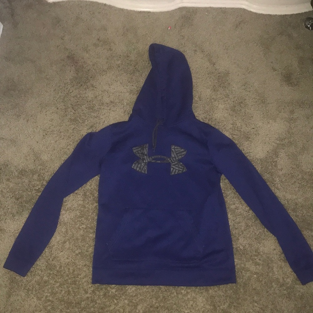 Blue under-armour sweatshirt